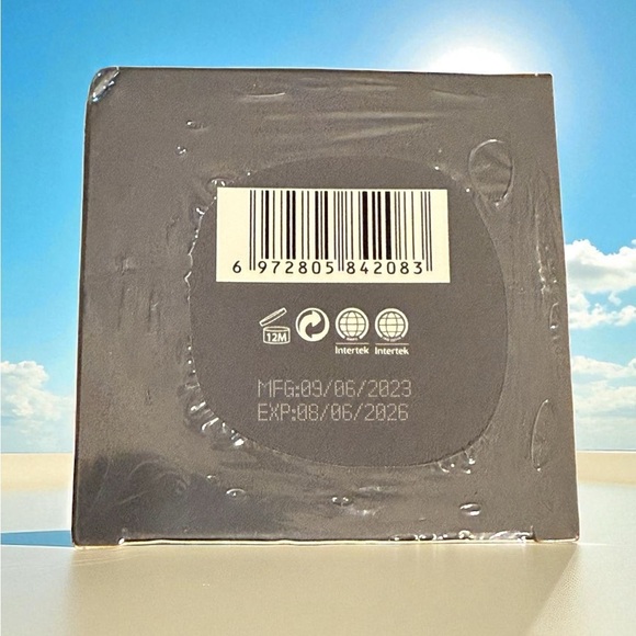 Dead Sea Mud Mask 100% Natural Minerals Reduces Pores - Picture 5 of 7